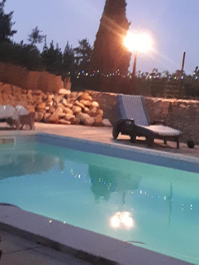 La Medeenne Alairac Exteriér fotografie